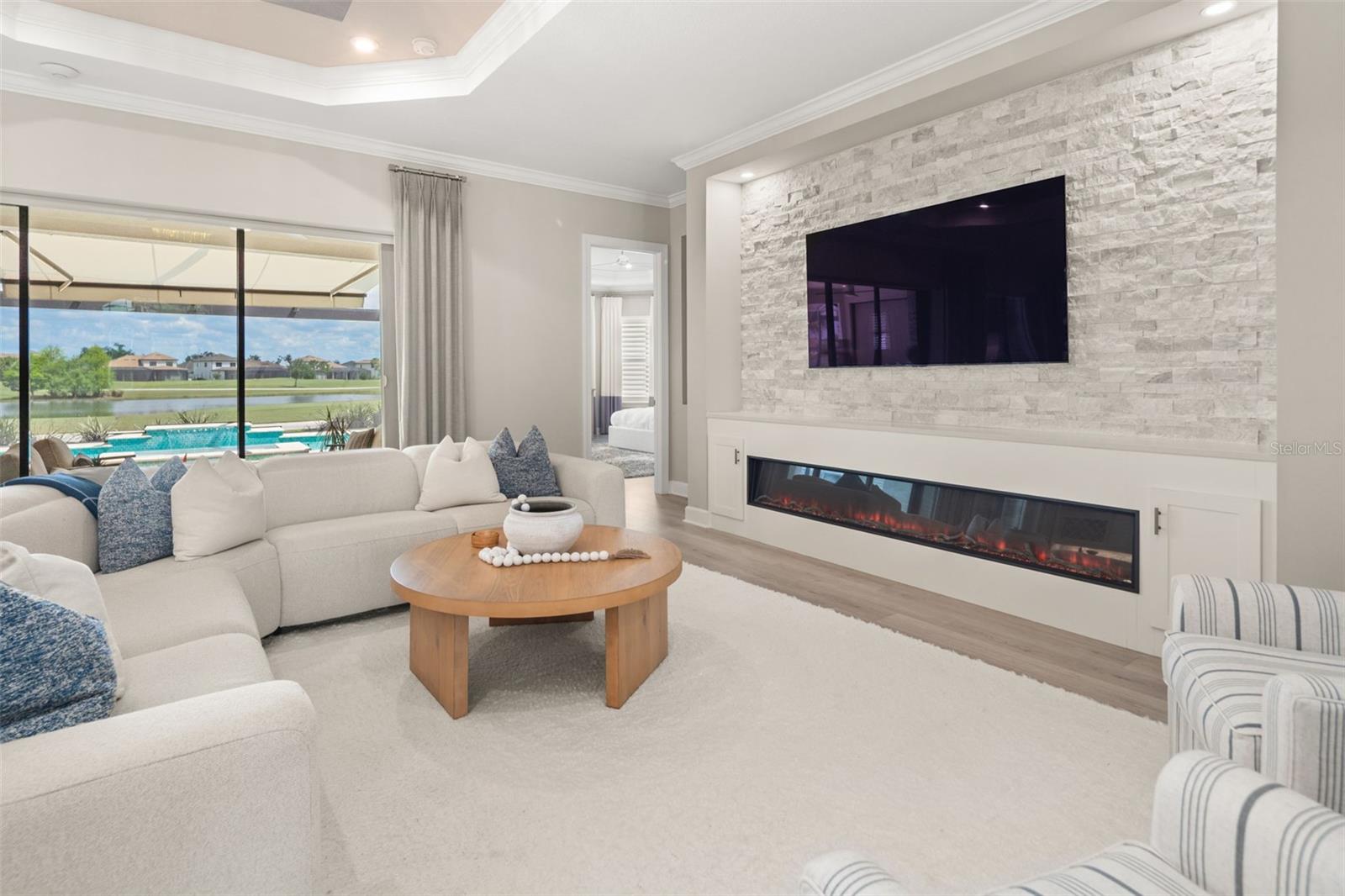 AZARIO ESPLANADE PH II SUBPH C-O - Residential