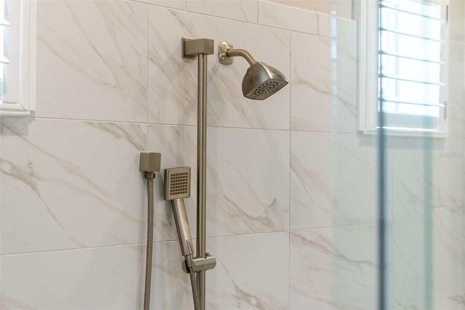 AZARIO ESPLANADE PH II SUBPH C-O - Residential