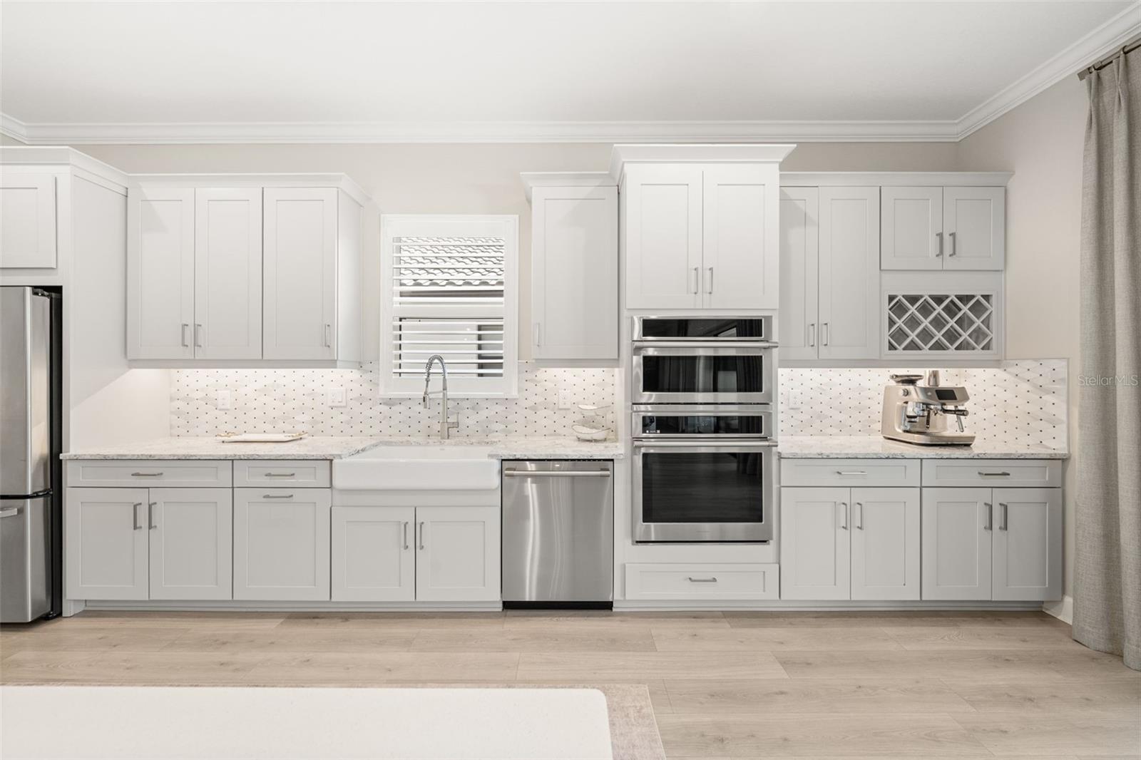 AZARIO ESPLANADE PH II SUBPH C-O - Residential