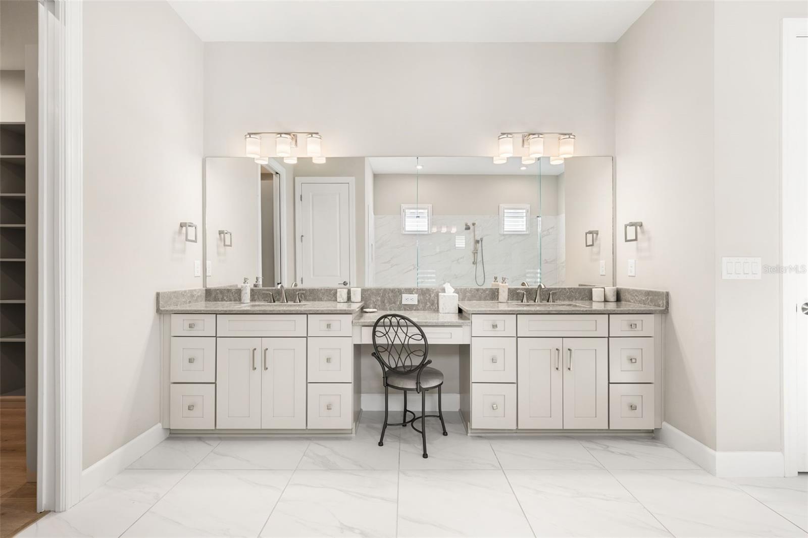 AZARIO ESPLANADE PH II SUBPH C-O - Residential