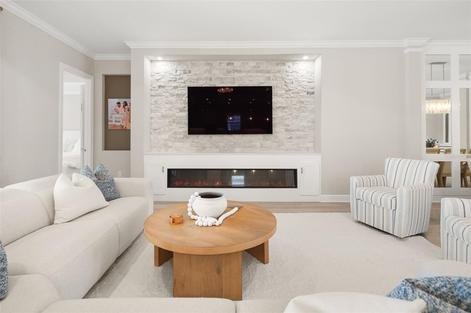 AZARIO ESPLANADE PH II SUBPH C-O - Residential