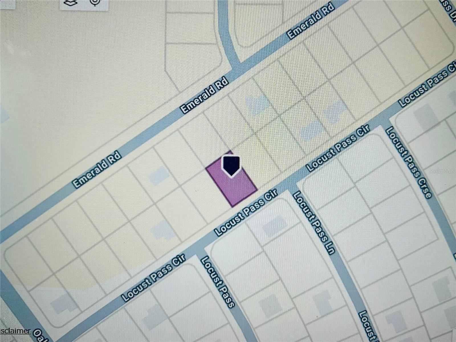 BEAUTIFUL LOT TO BUILD YOUR DREAM HOME.