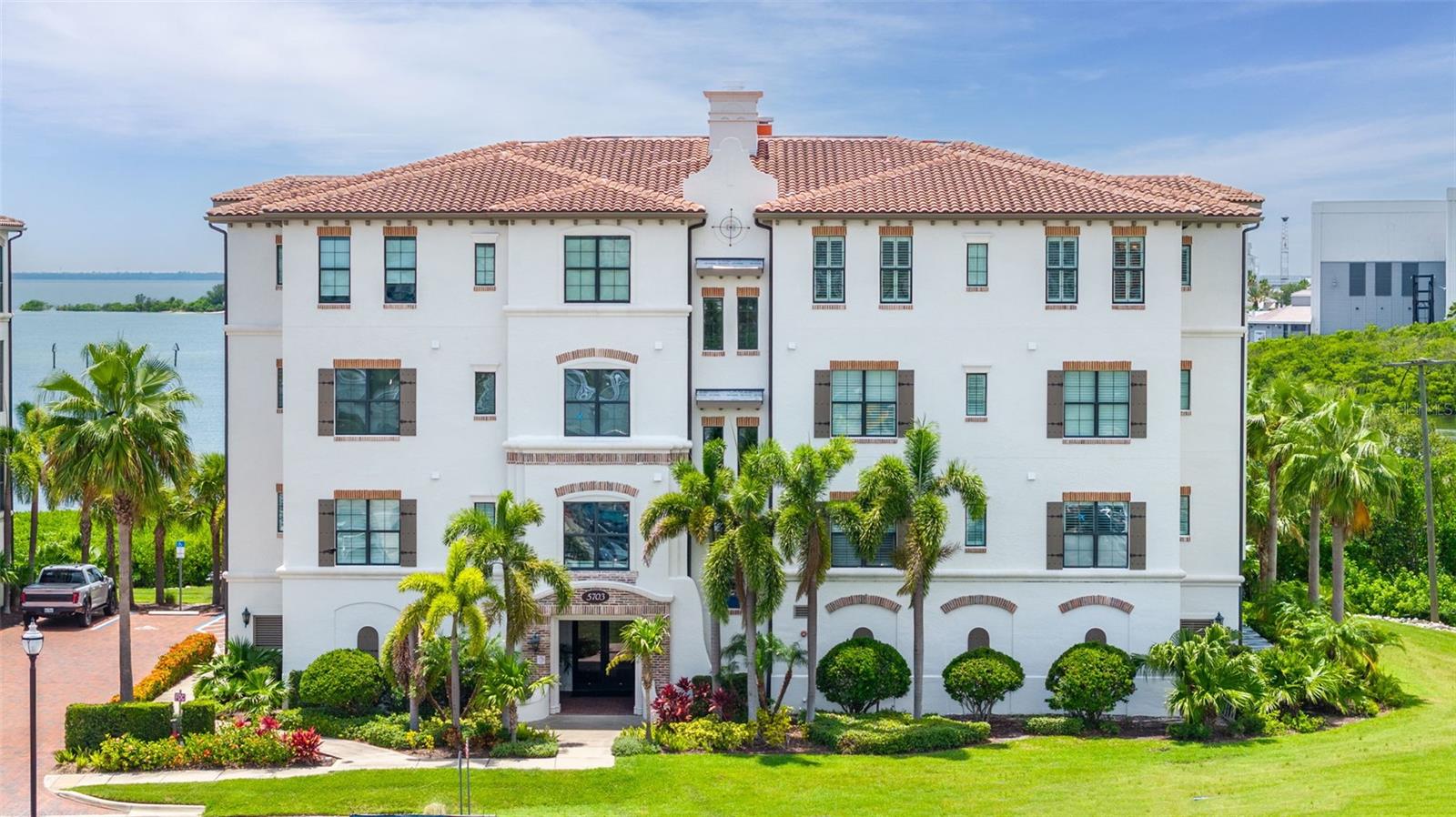 5703 YEATS MANOR DRIVE 401