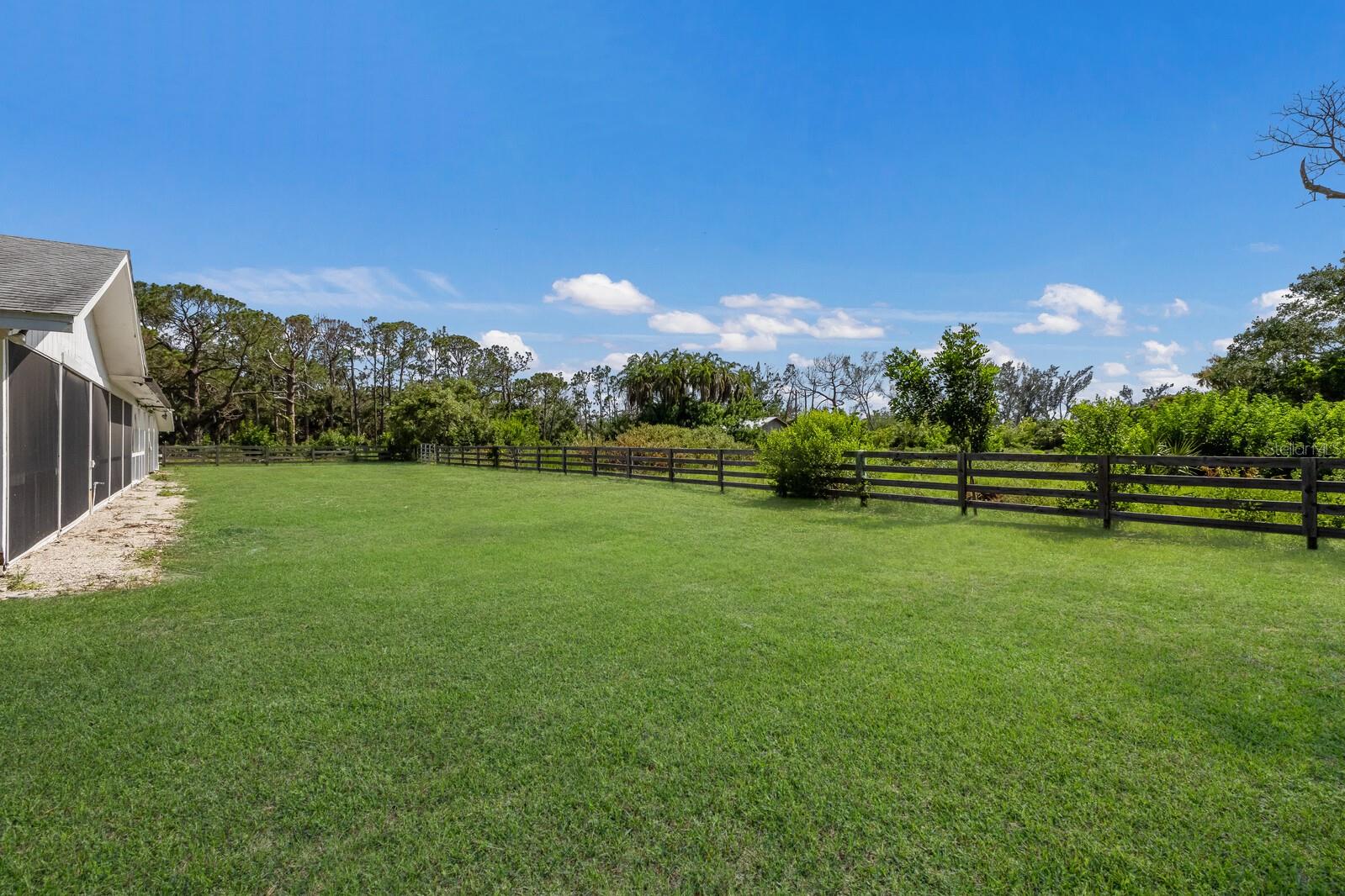 ACREAGE - Residential