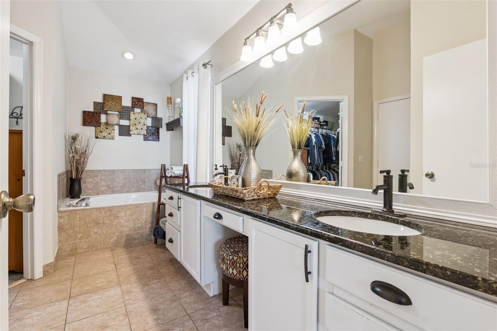 HIGHLANDS OF LAKE MARY - Residential