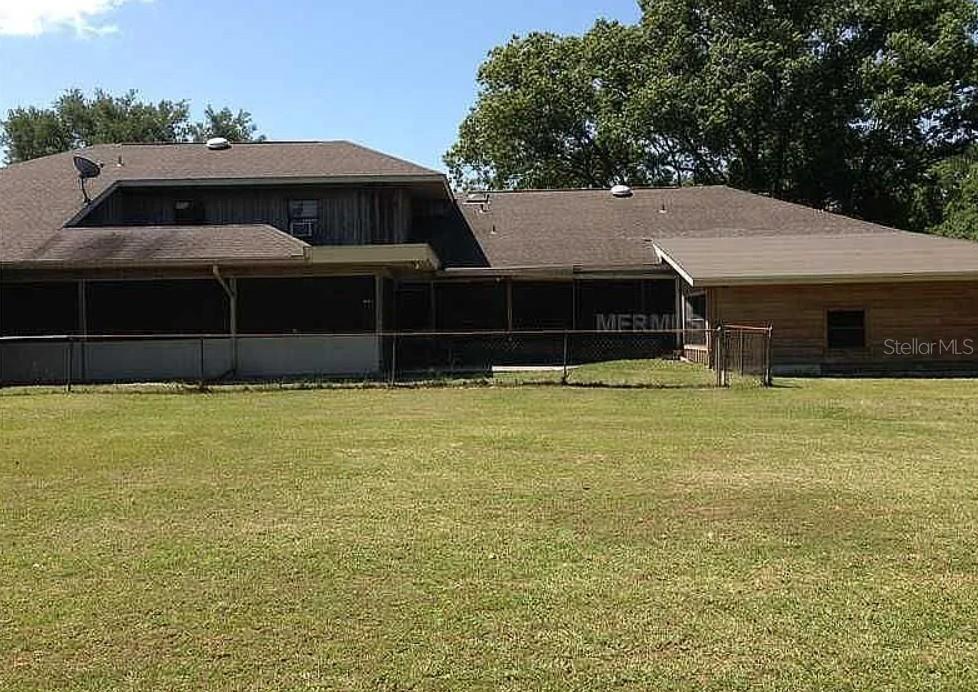 2922 RUSTWOOD LANE