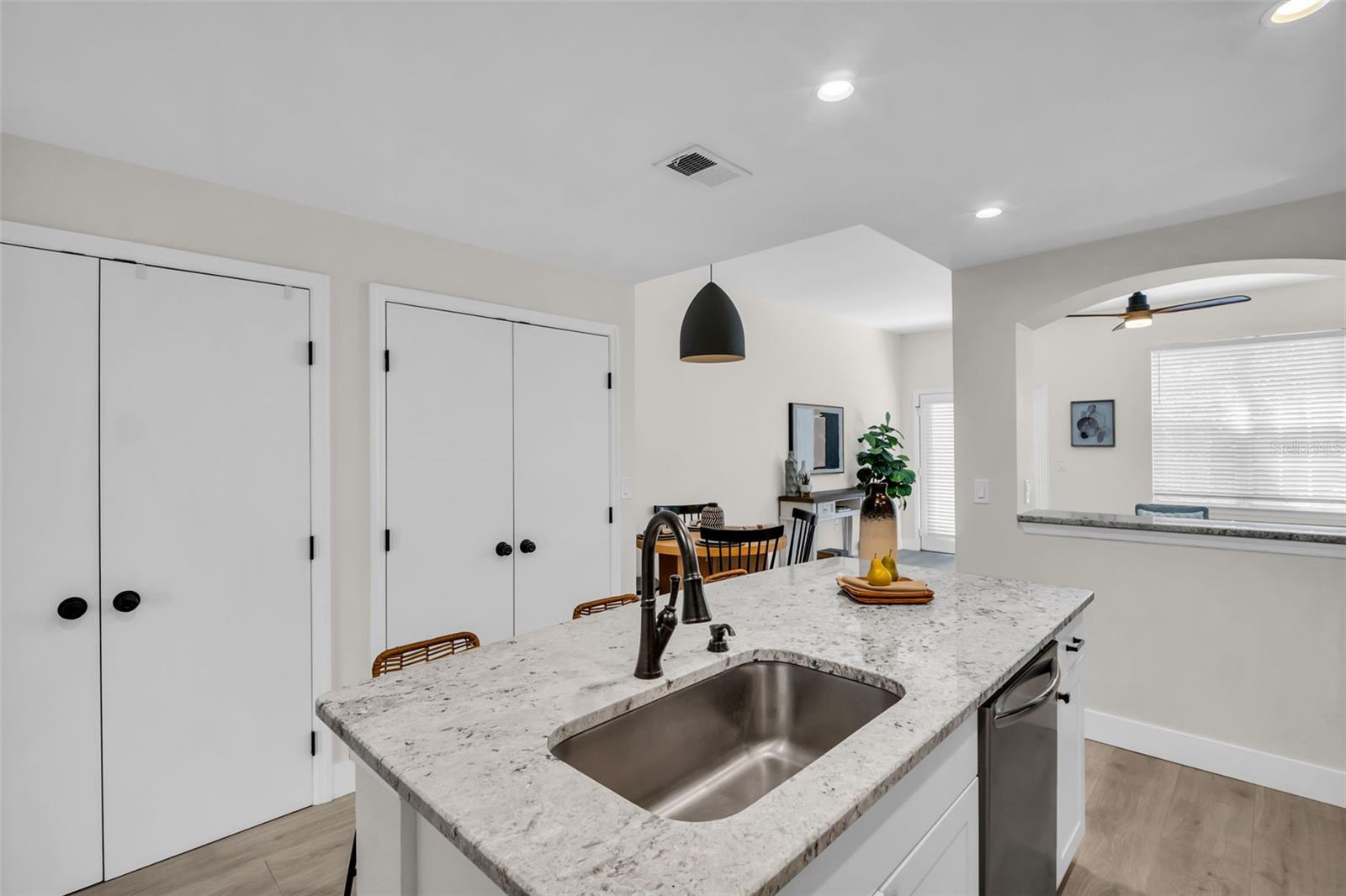 100 4TH AVENUE S 132