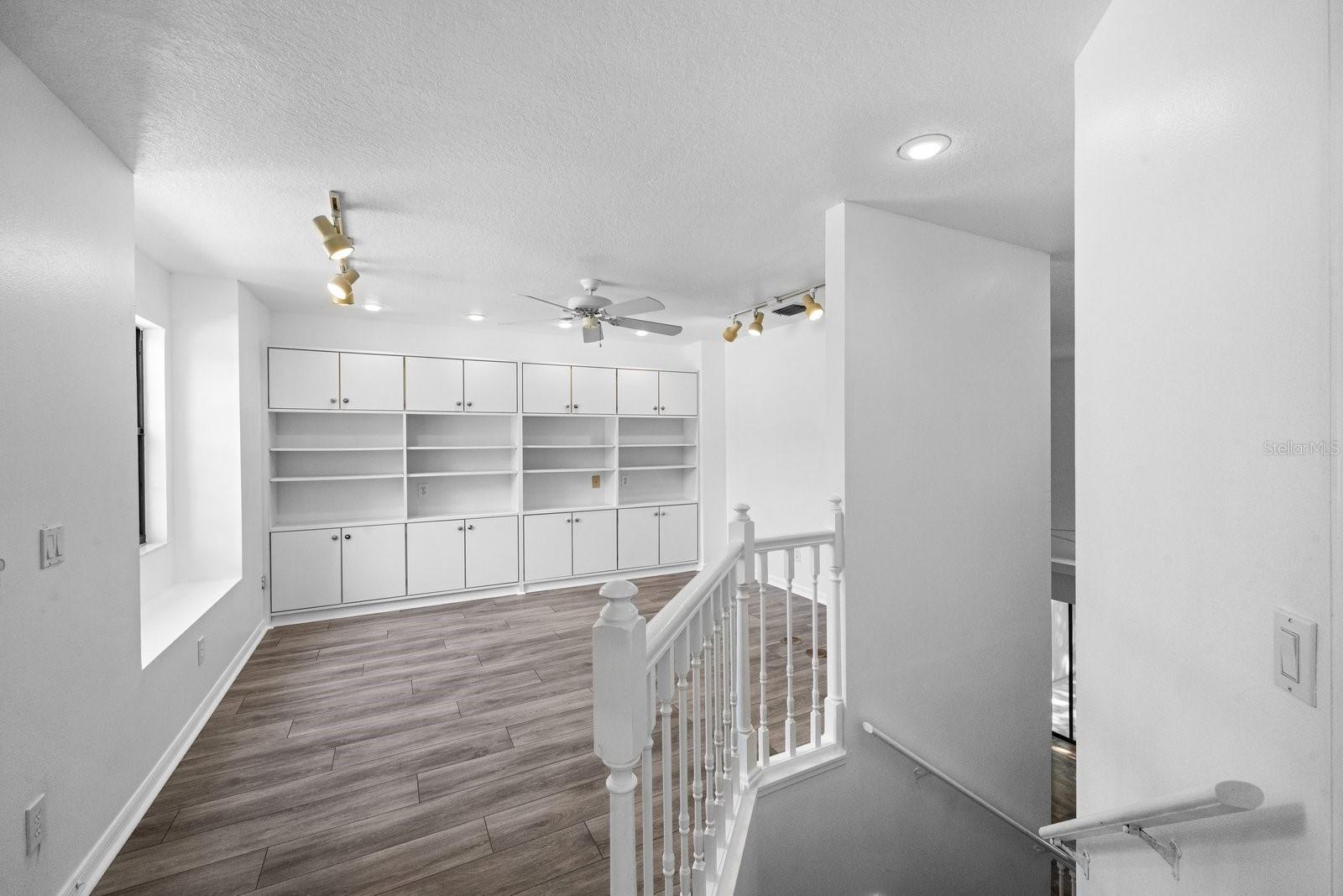 NORTH OAKCREST UNIT 1 - Residential