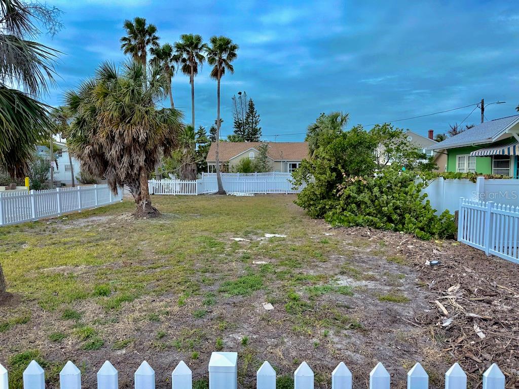 WEBSTERS MAP WARREN - Land