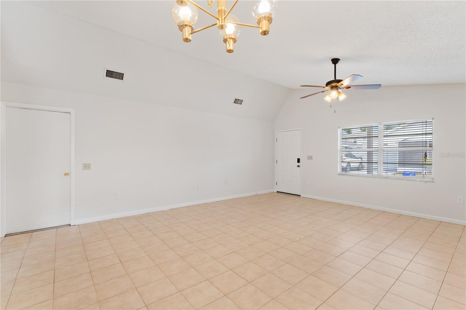 CHALFONT VILLAS 02 - Residential