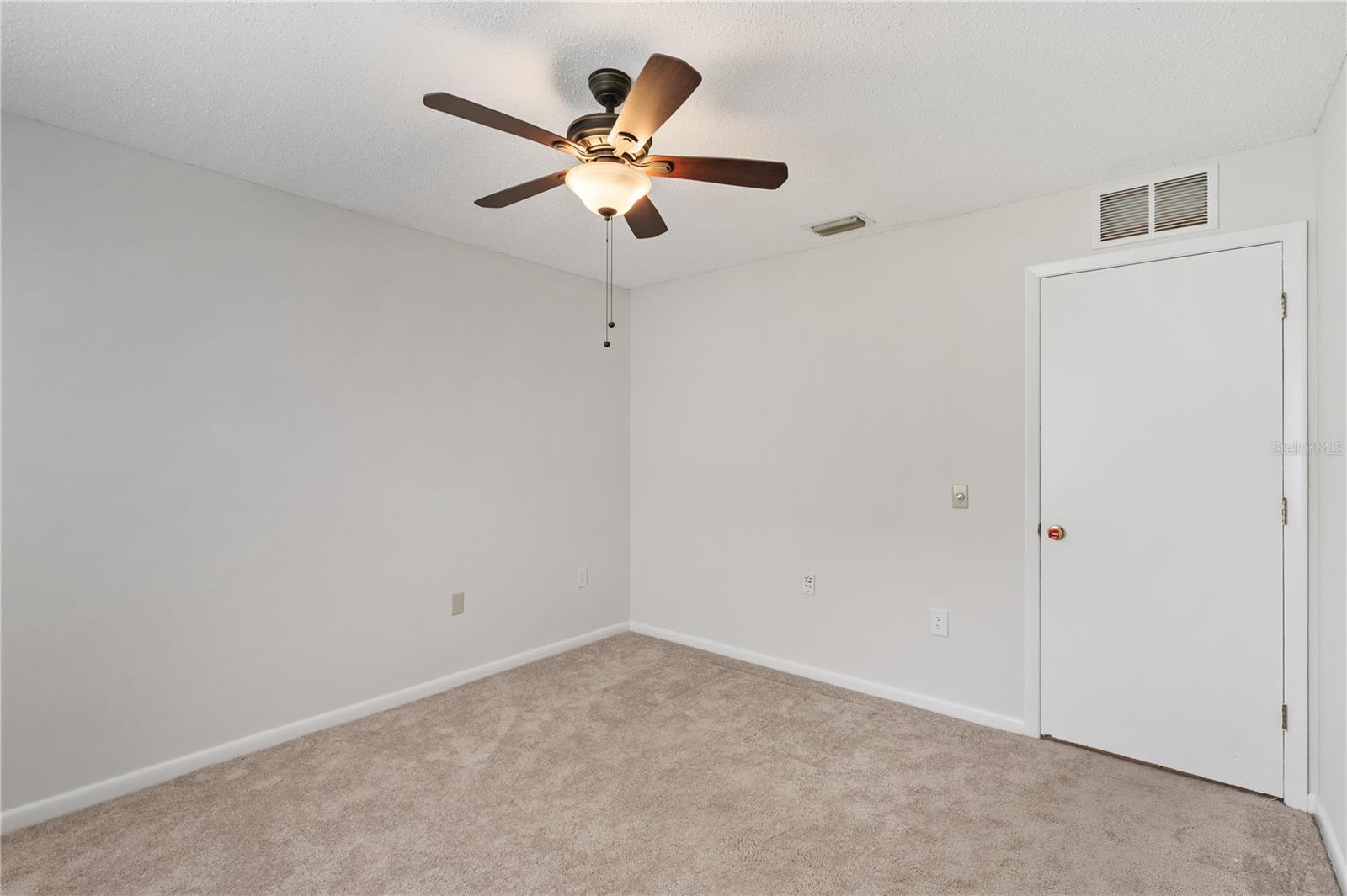 CHALFONT VILLAS 02 - Residential