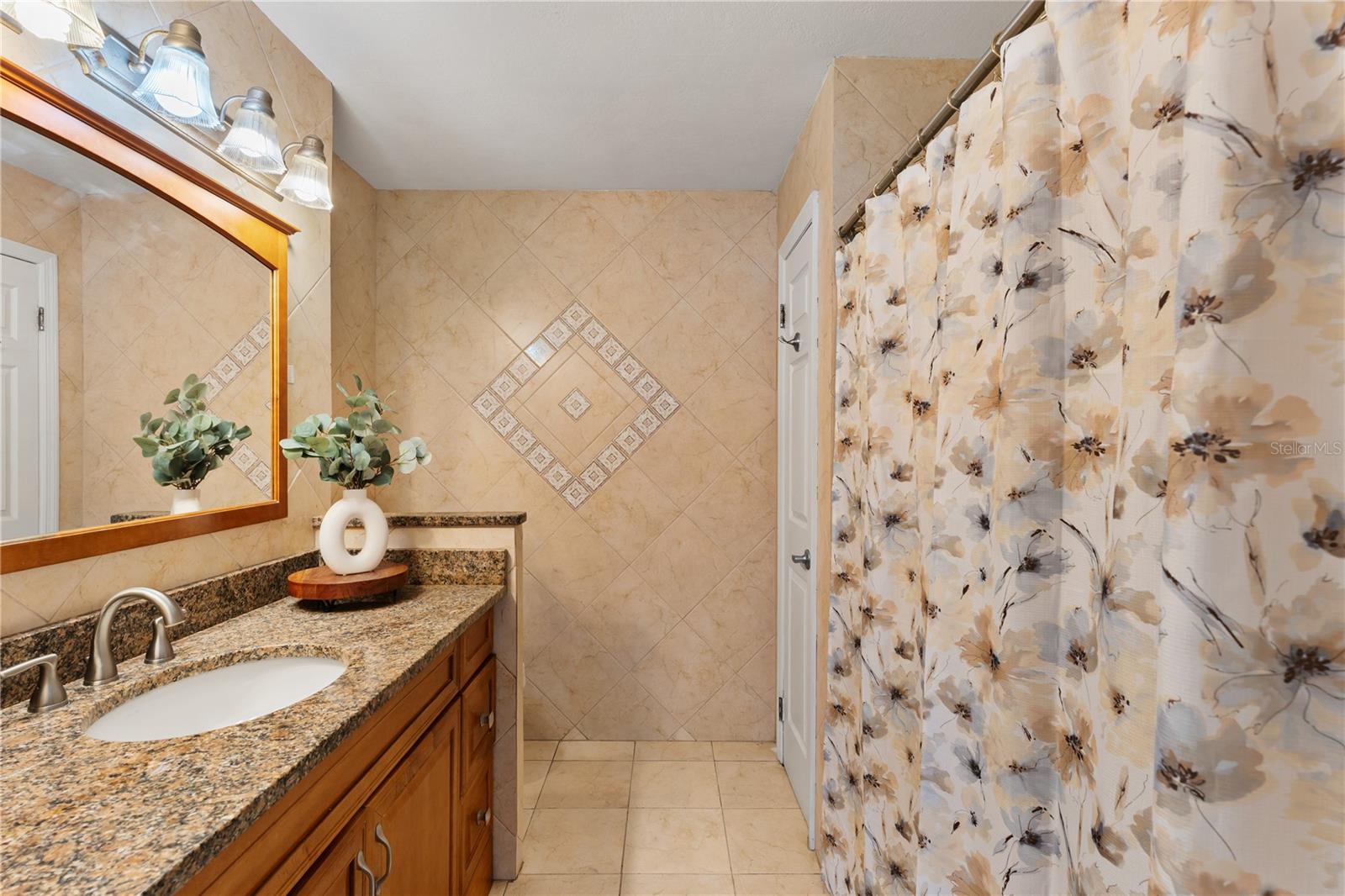 CHALFONT VILLAS 02 - Residential