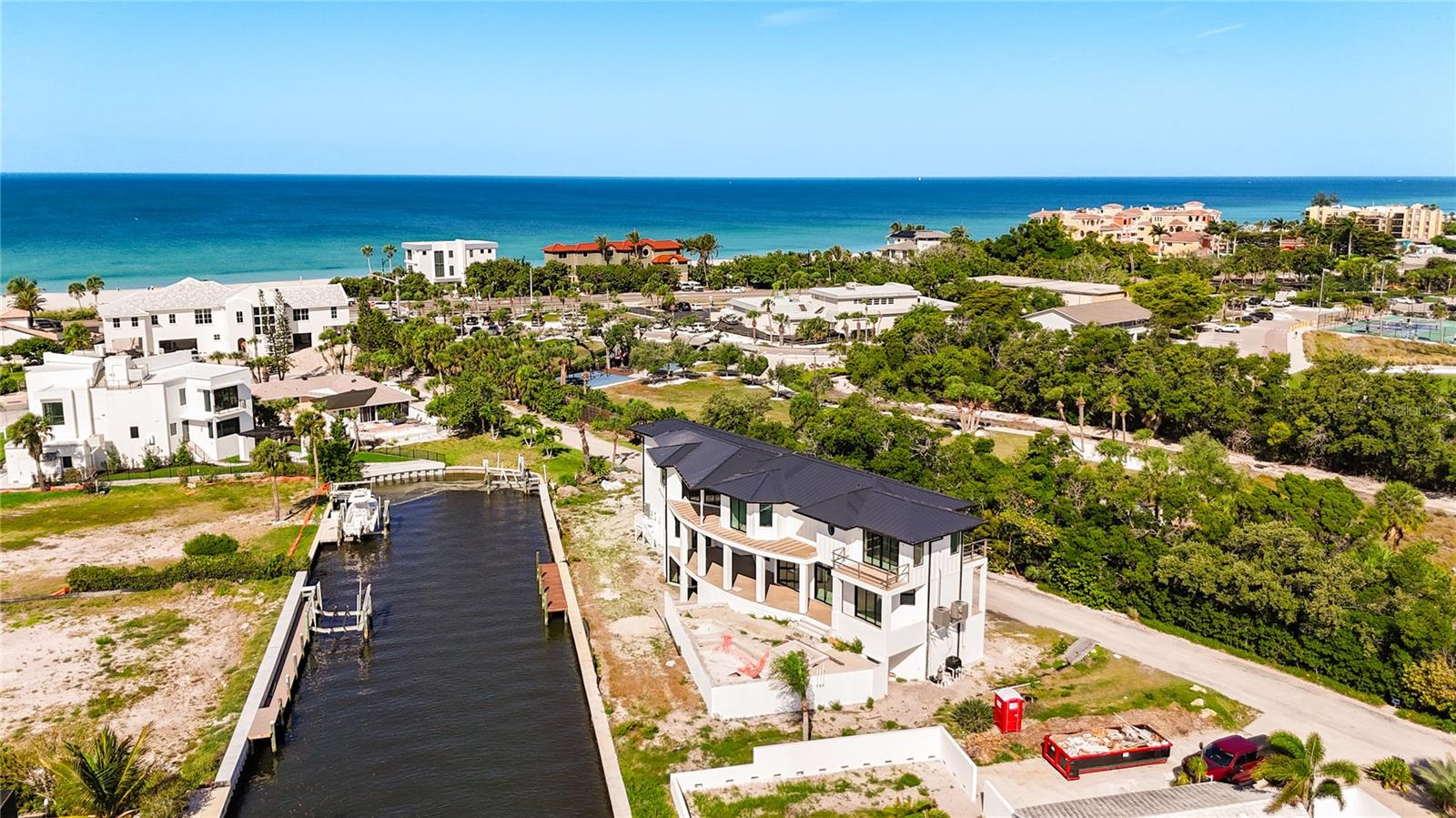 LONGBOAT KEY ESTATES - Land