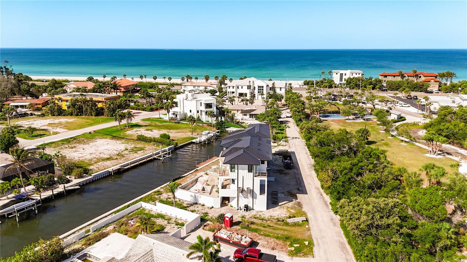 LONGBOAT KEY ESTATES - Land