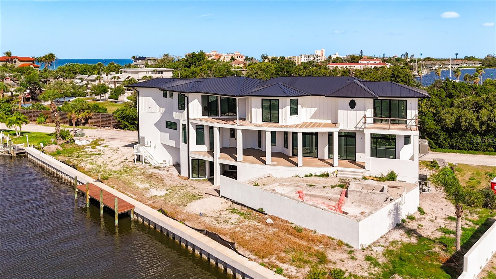 LONGBOAT KEY ESTATES - Land
