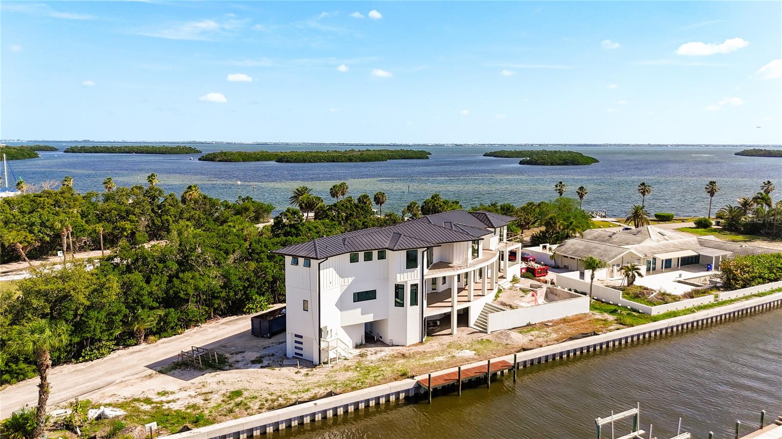 LONGBOAT KEY ESTATES - Land