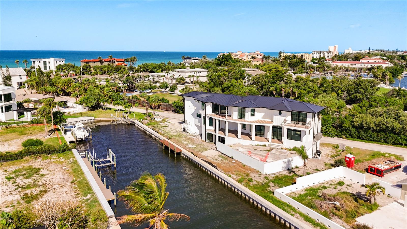 LONGBOAT KEY ESTATES - Land