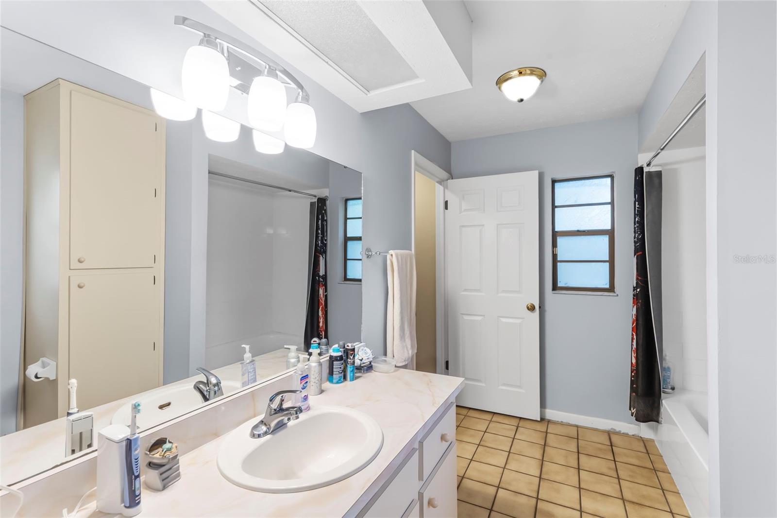 BLOOMINGDALE SEC C UNIT 1 - Residential