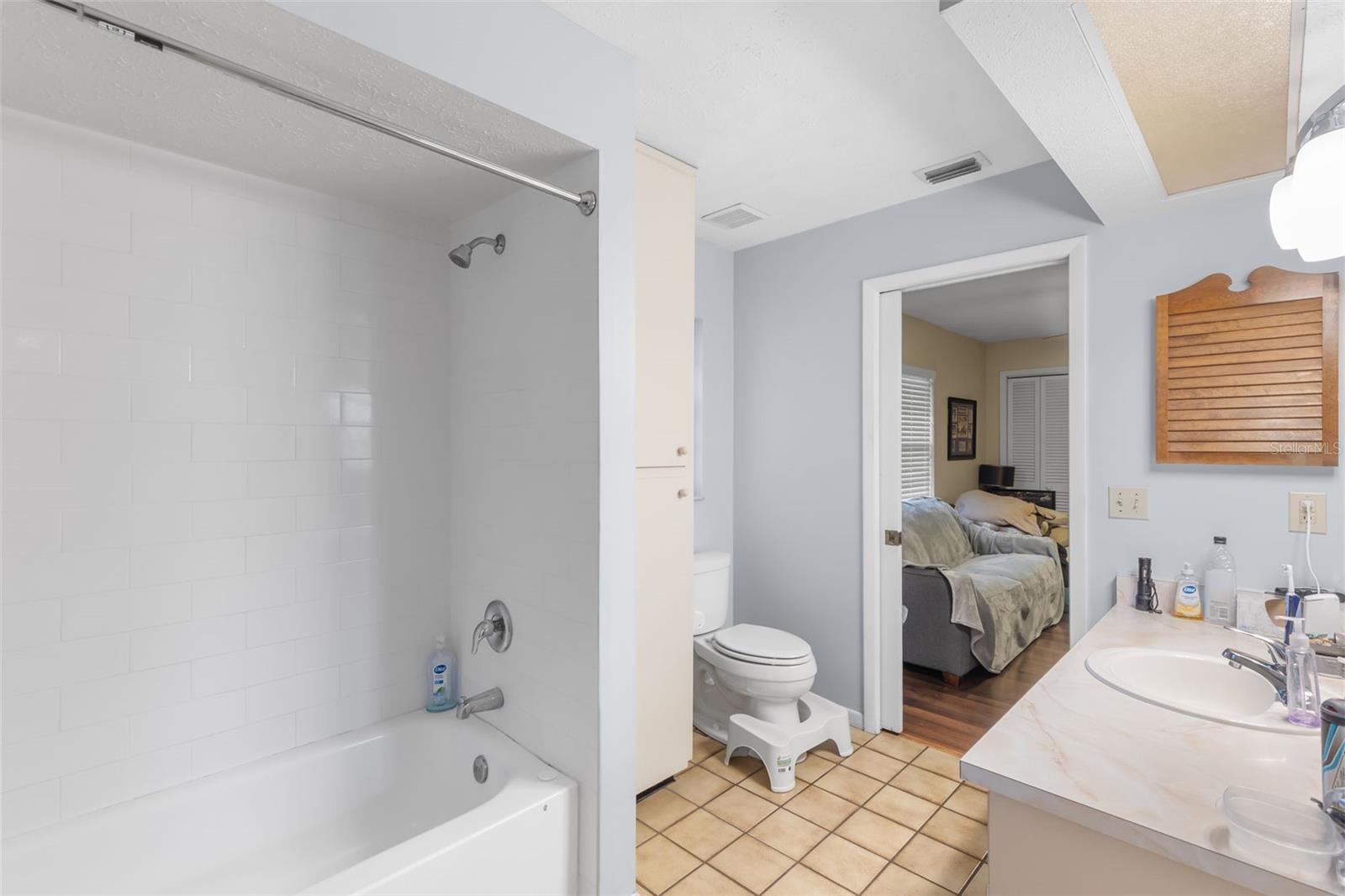 BLOOMINGDALE SEC C UNIT 1 - Residential