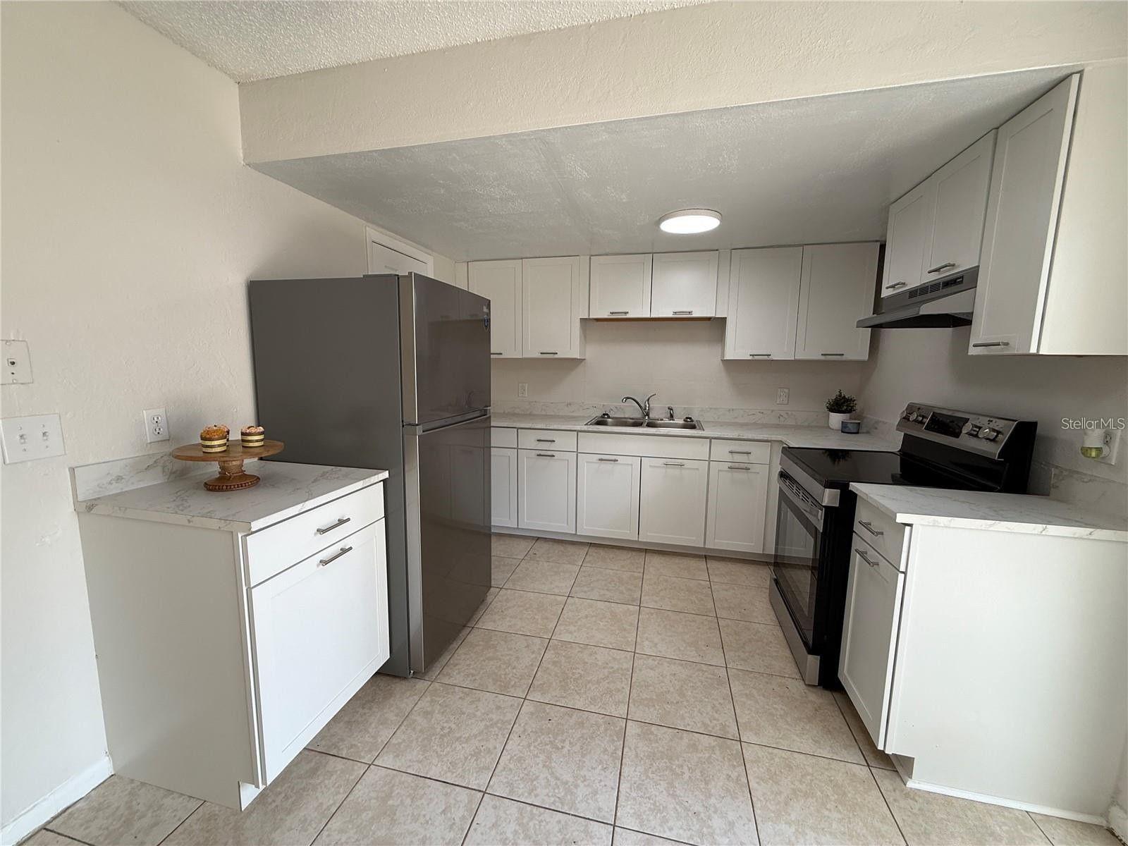 TOWER VILLAGE II - Residential Lease