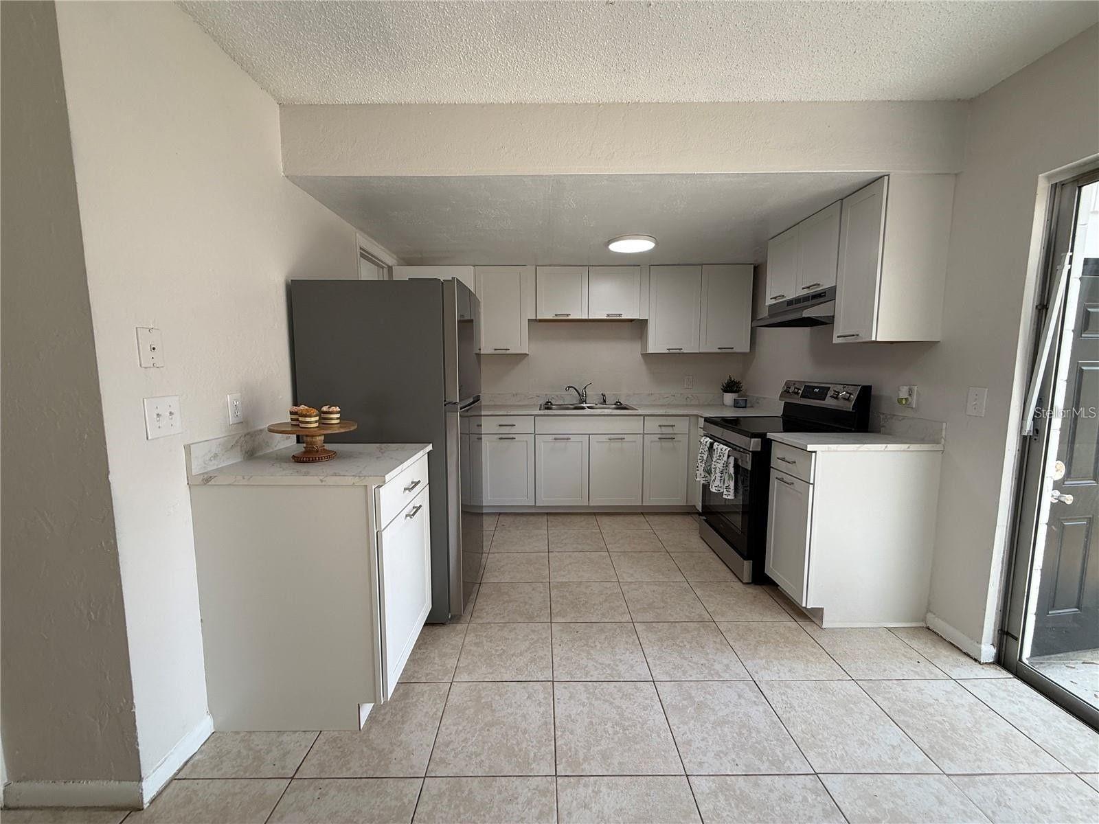 TOWER VILLAGE II - Residential Lease