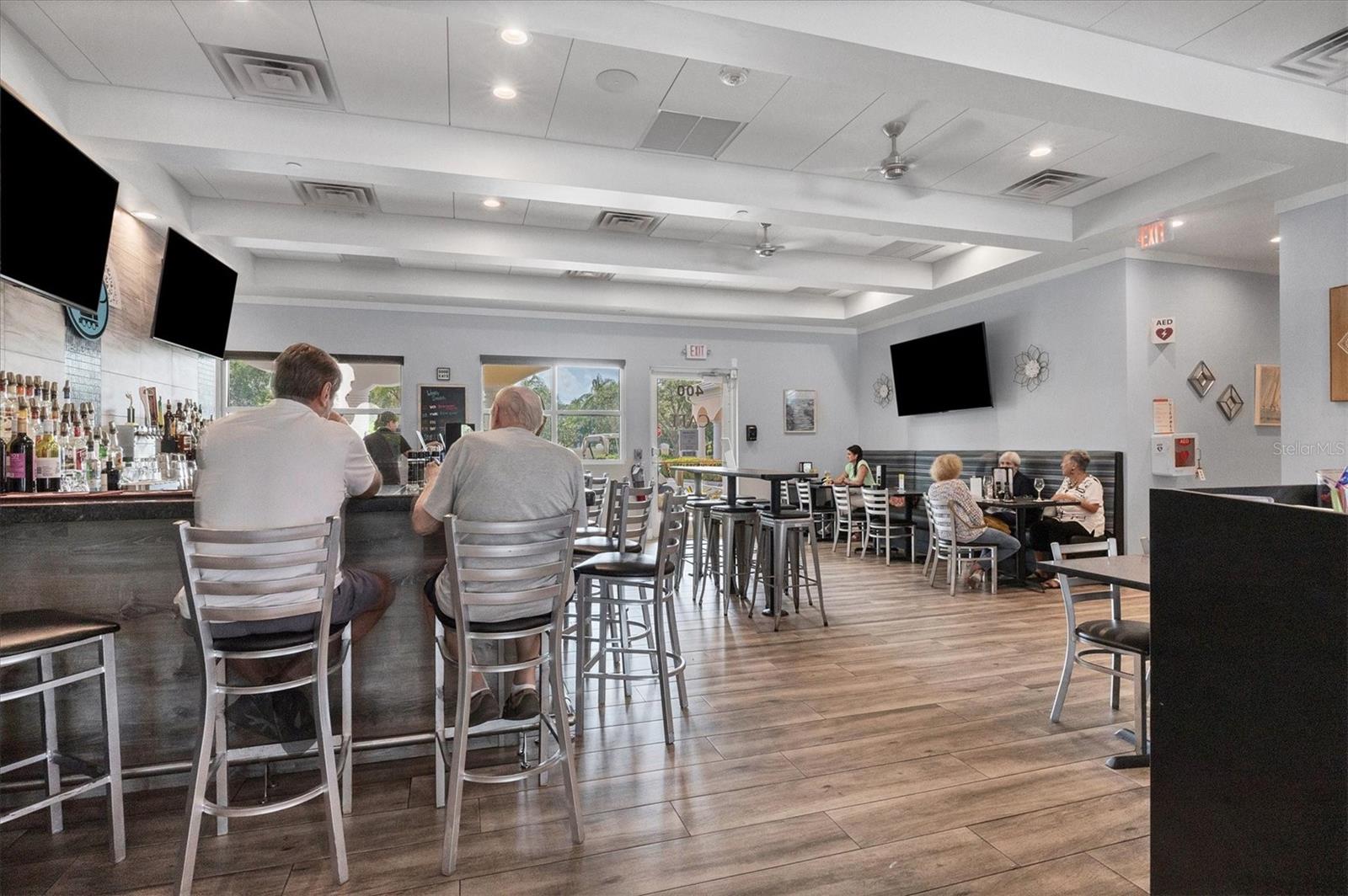 VILLAGEWALK - Residential