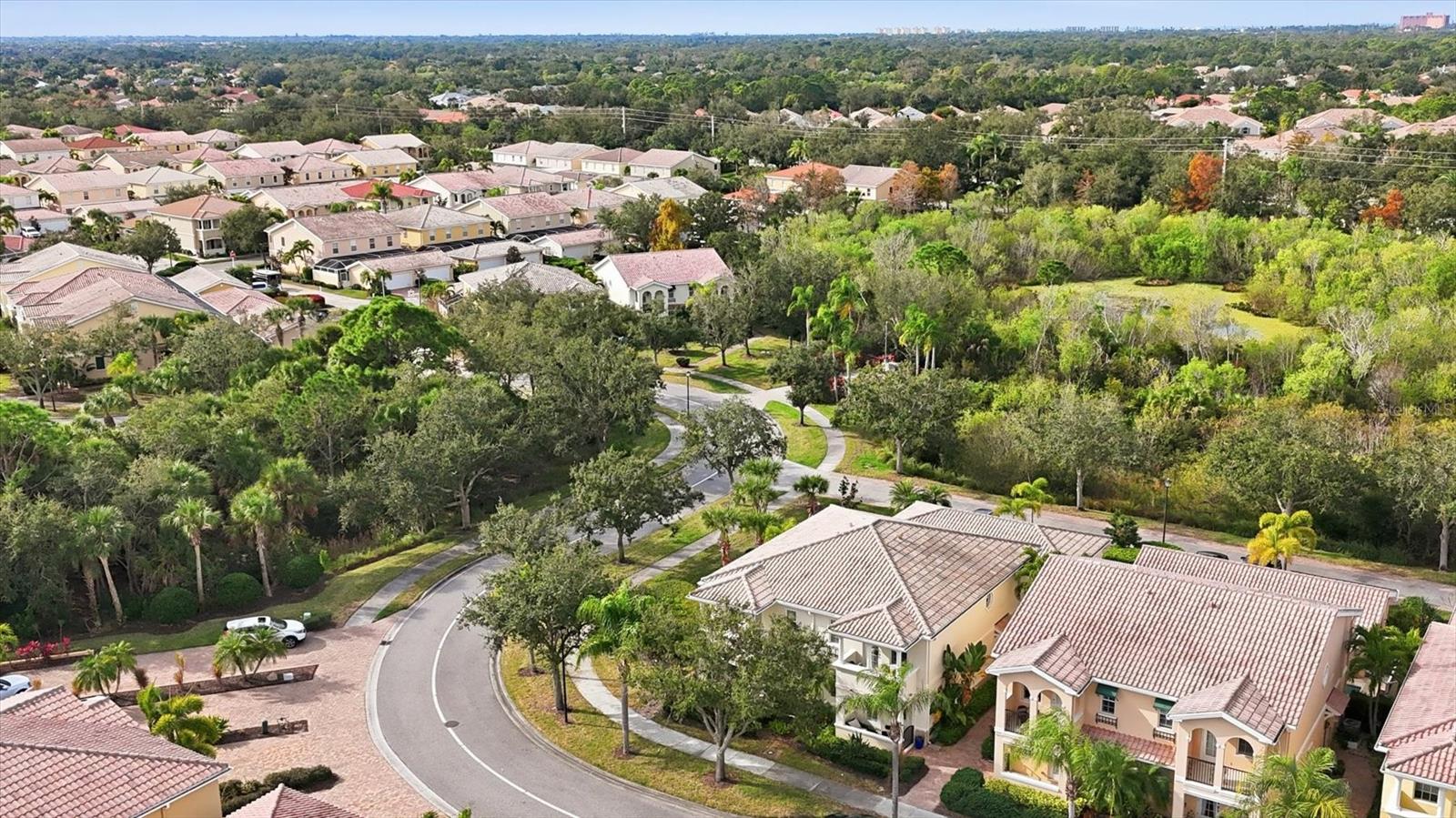 VILLAGEWALK - Residential