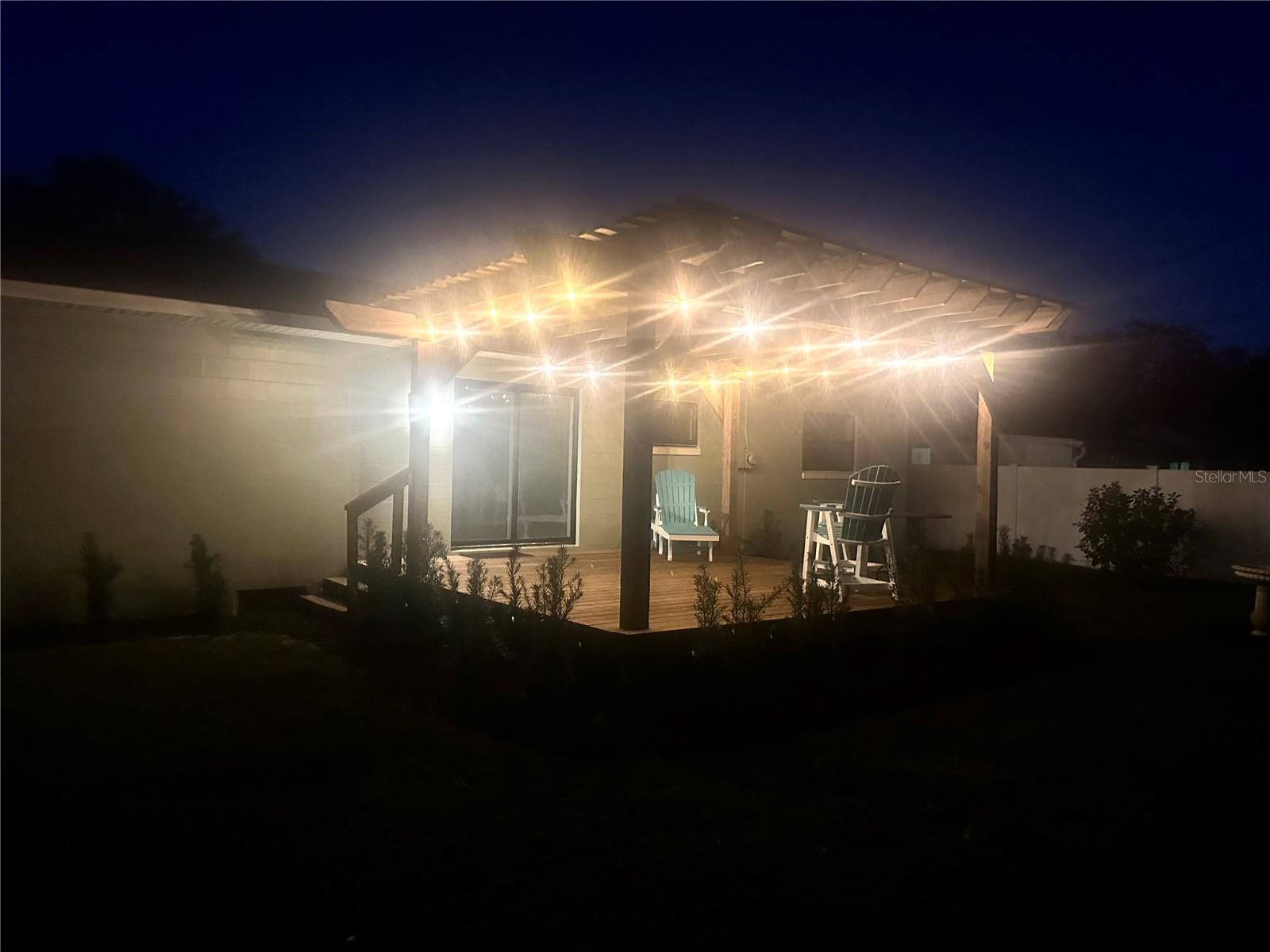 EDGEWATER PARK - Residential