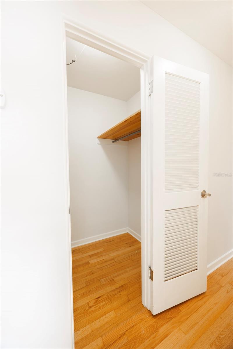 EDGEWATER PARK - Residential