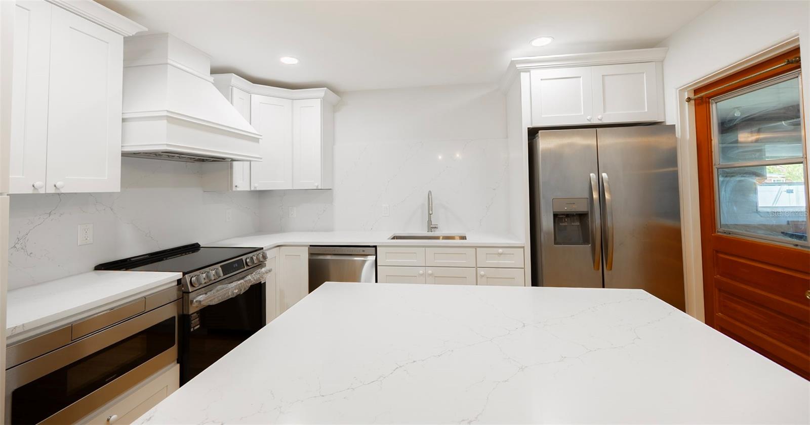 EDGEWATER PARK - Residential