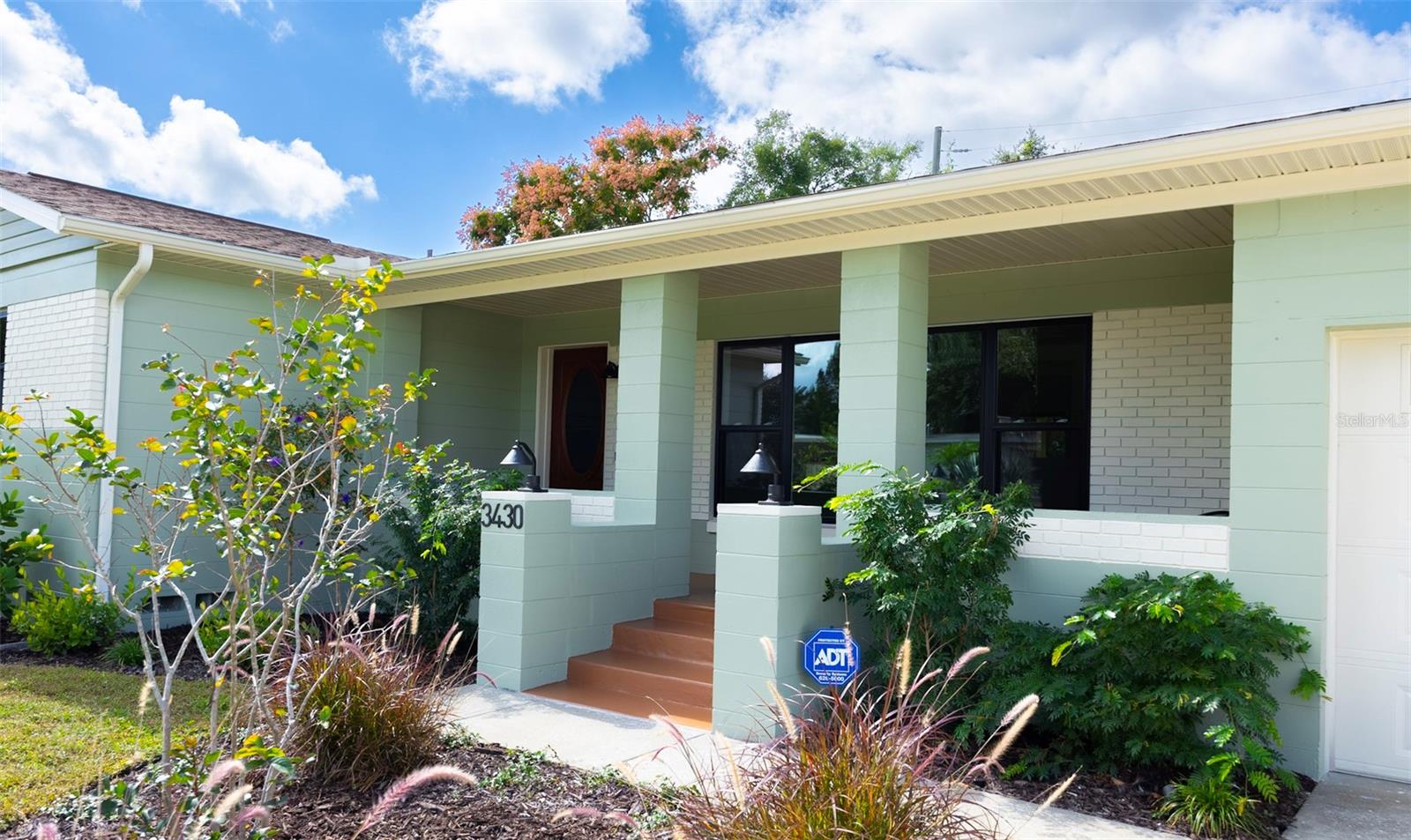 EDGEWATER PARK - Residential