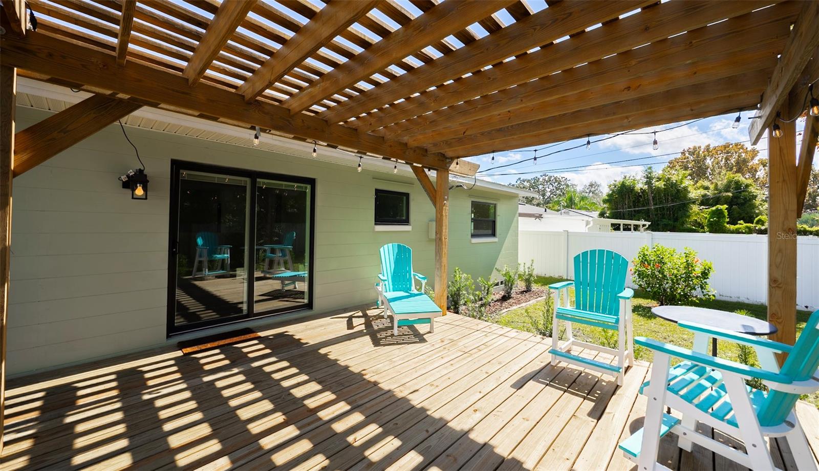 EDGEWATER PARK - Residential