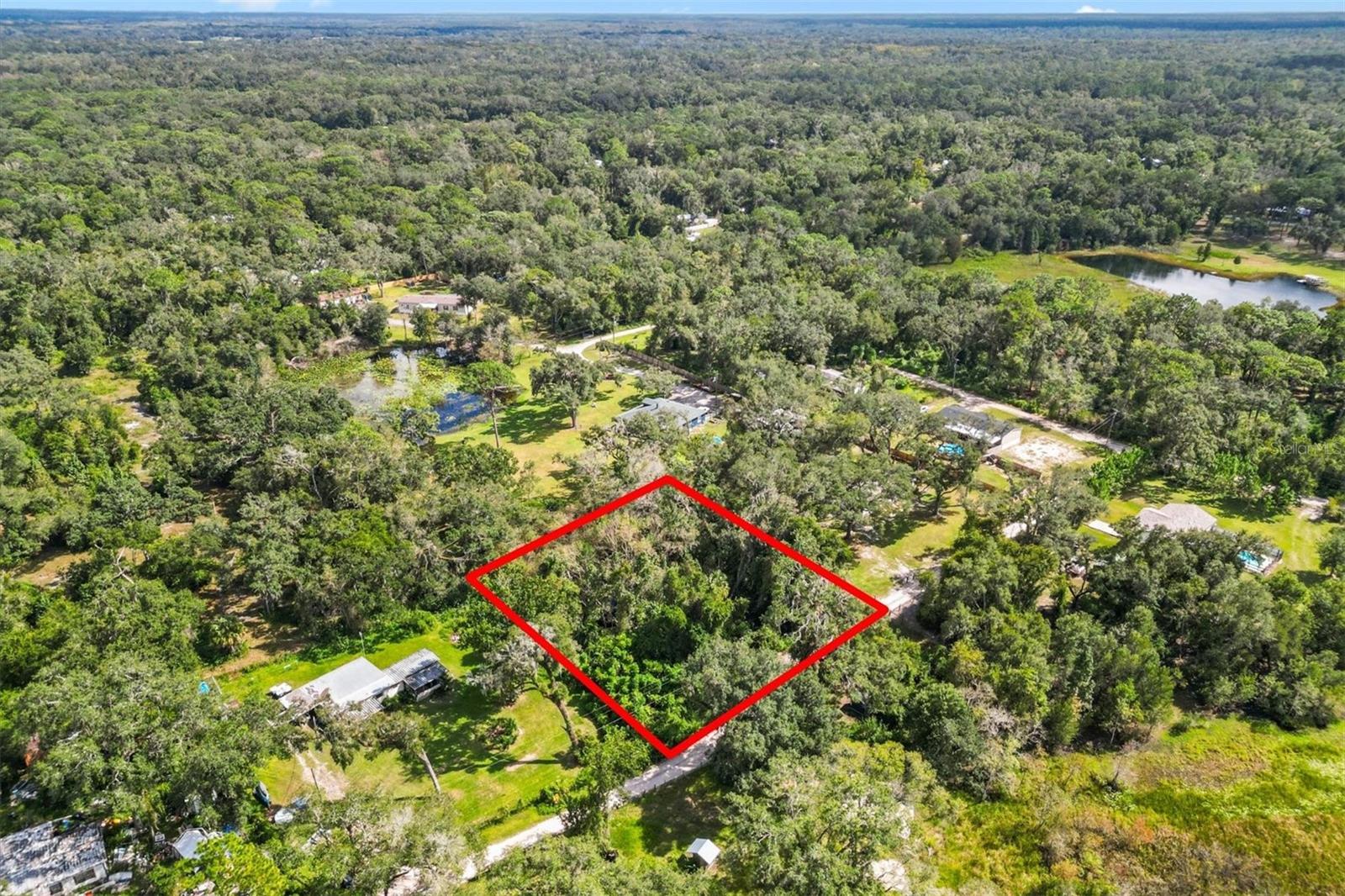 ROYAL OAKS RETREATS - Land