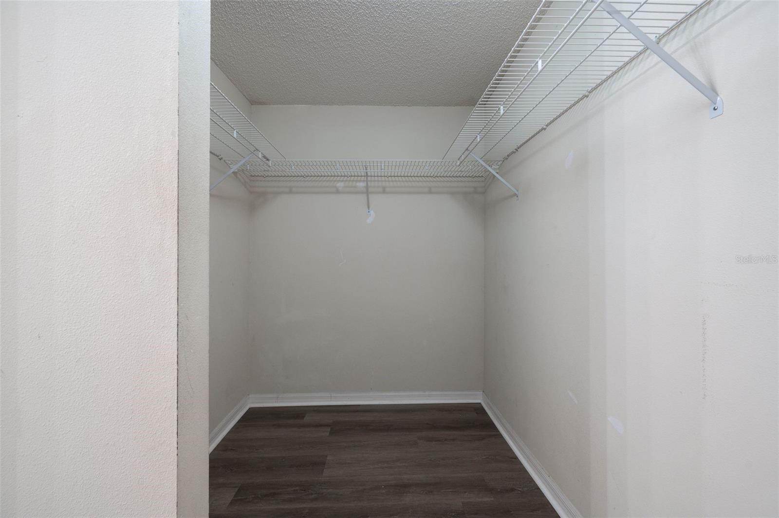 THE LINKS - Residential