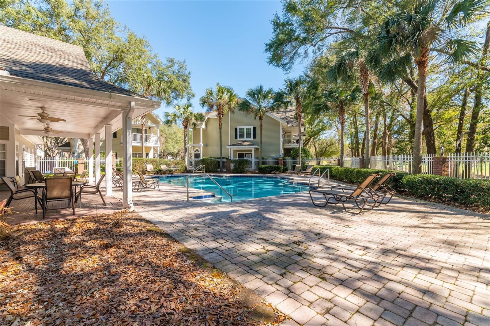 THE LINKS - Residential