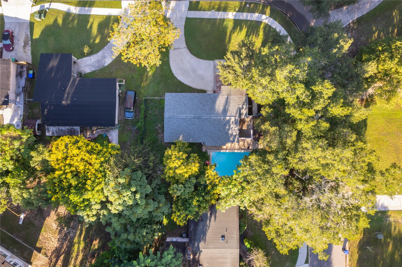 3913 PINE RIDGE ROAD