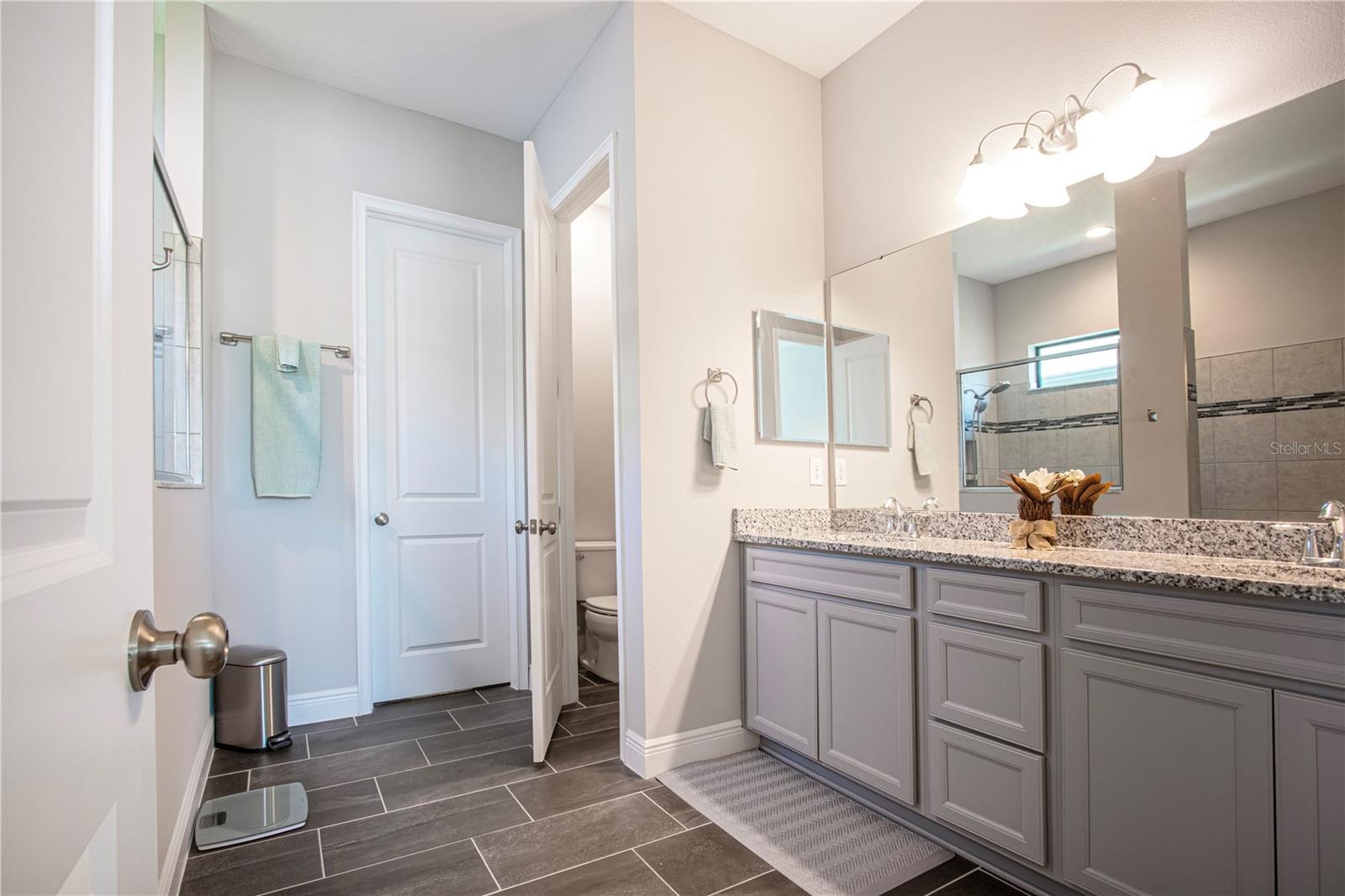 CROSSCREEK PH I SUBPH B & C - Residential