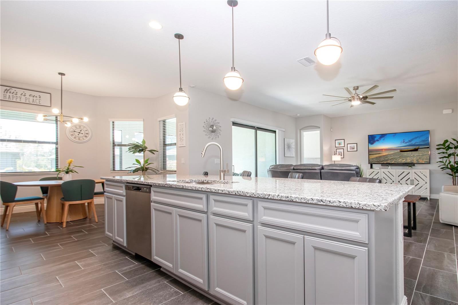 CROSSCREEK PH I SUBPH B & C - Residential