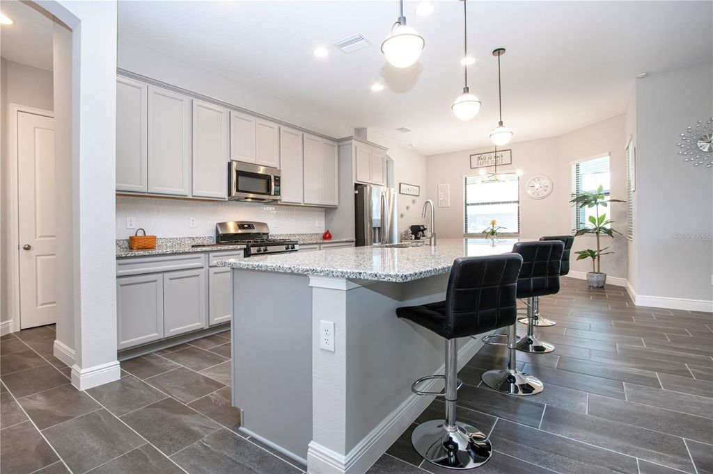 Photo of 12623 Wheatgrass Court, Parrish, FL 34219 (MLS # A4683348)