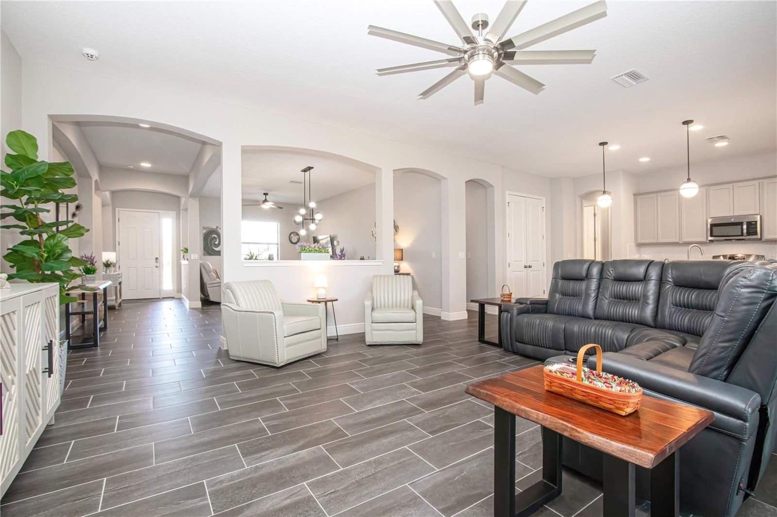 CROSSCREEK PH I SUBPH B & C - Residential