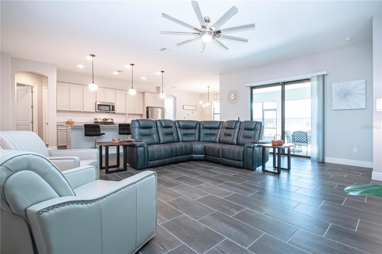 CROSSCREEK PH I SUBPH B & C - Residential