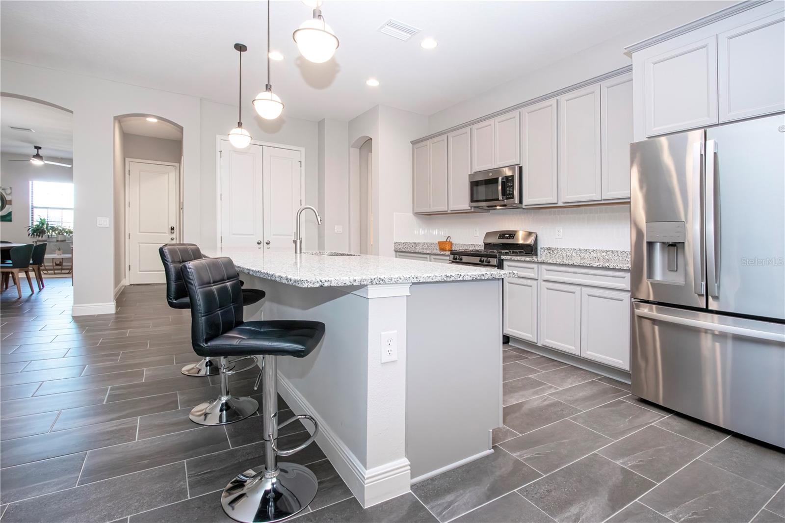 CROSSCREEK PH I SUBPH B & C - Residential