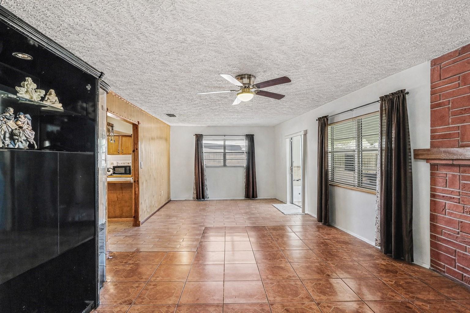 PARK MANOR ESTATES - Residential