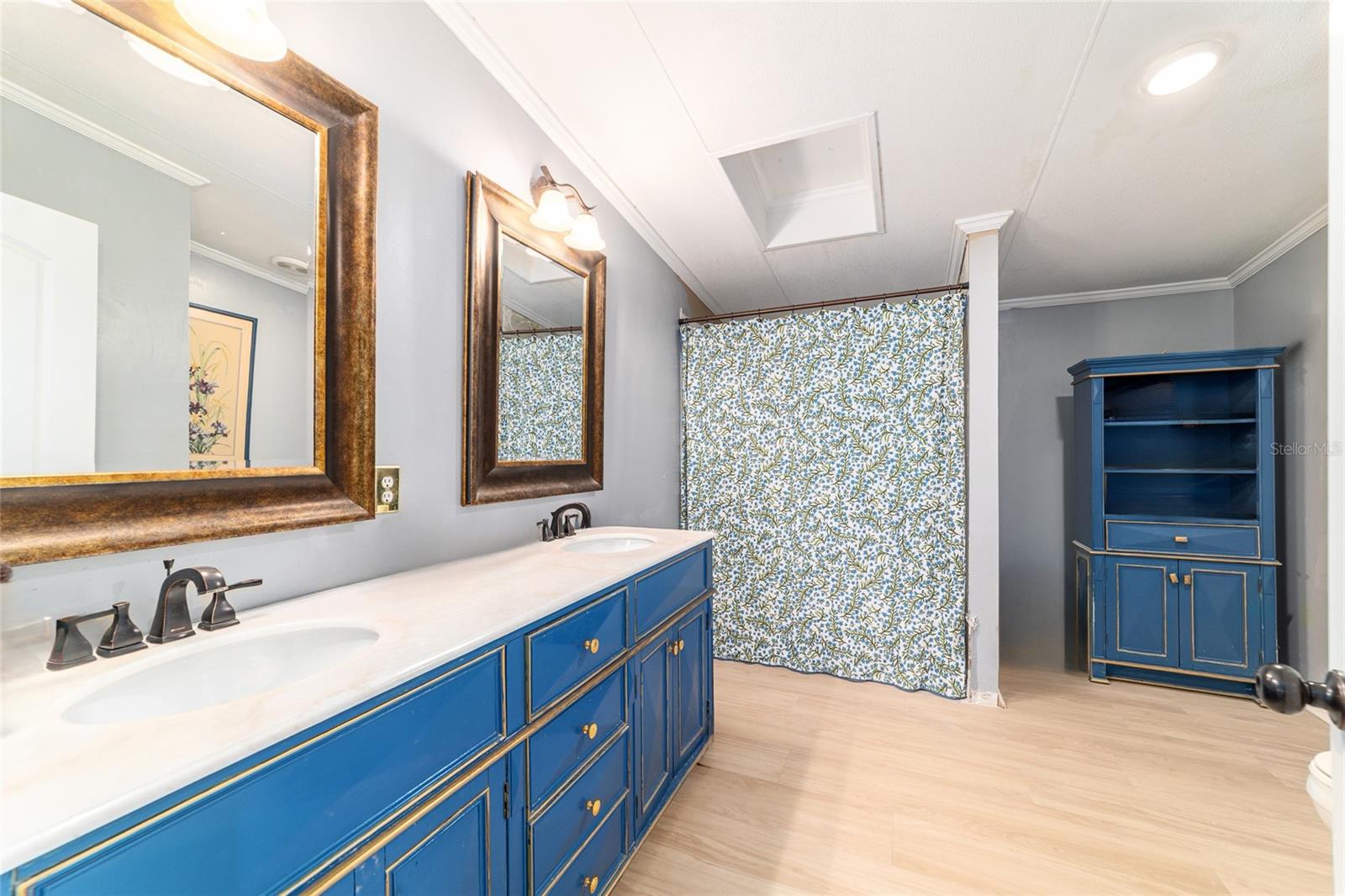 REMINGTON OAK 2 - Residential