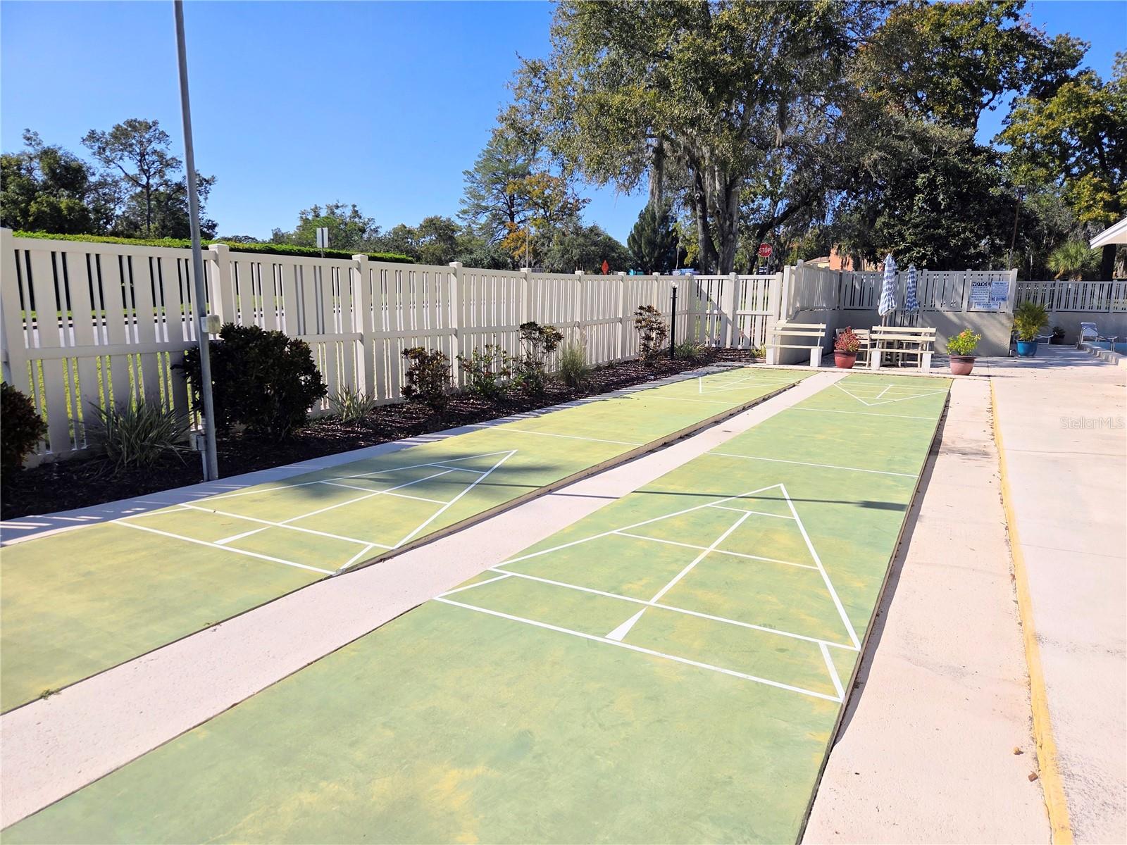 EAGLESWOOD CONDO - Residential