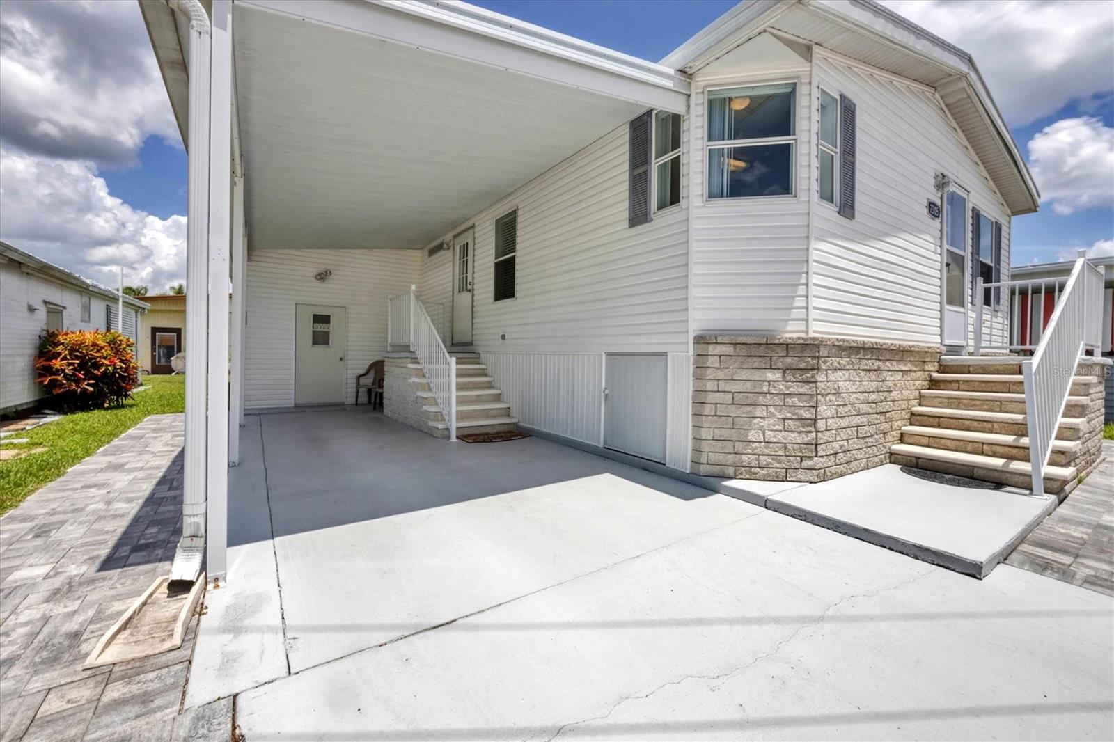 2305 BAY DRIVE