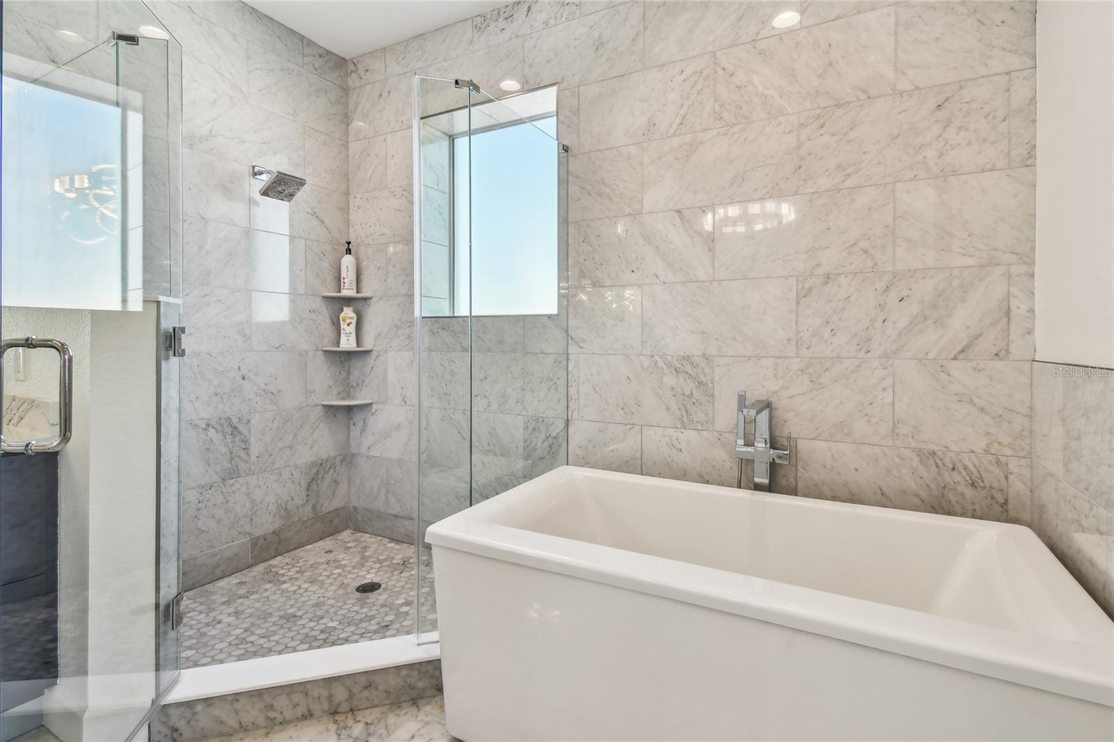 20001 GULF BLVD, INDIAN SHORES - Residential