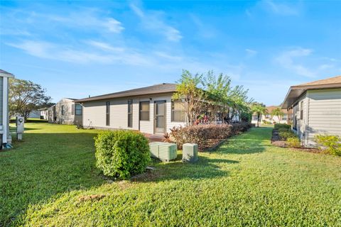 A home in LAKELAND