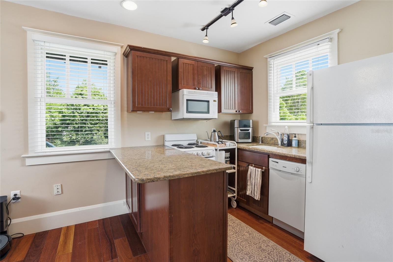 HAMNERS SUB - Residential