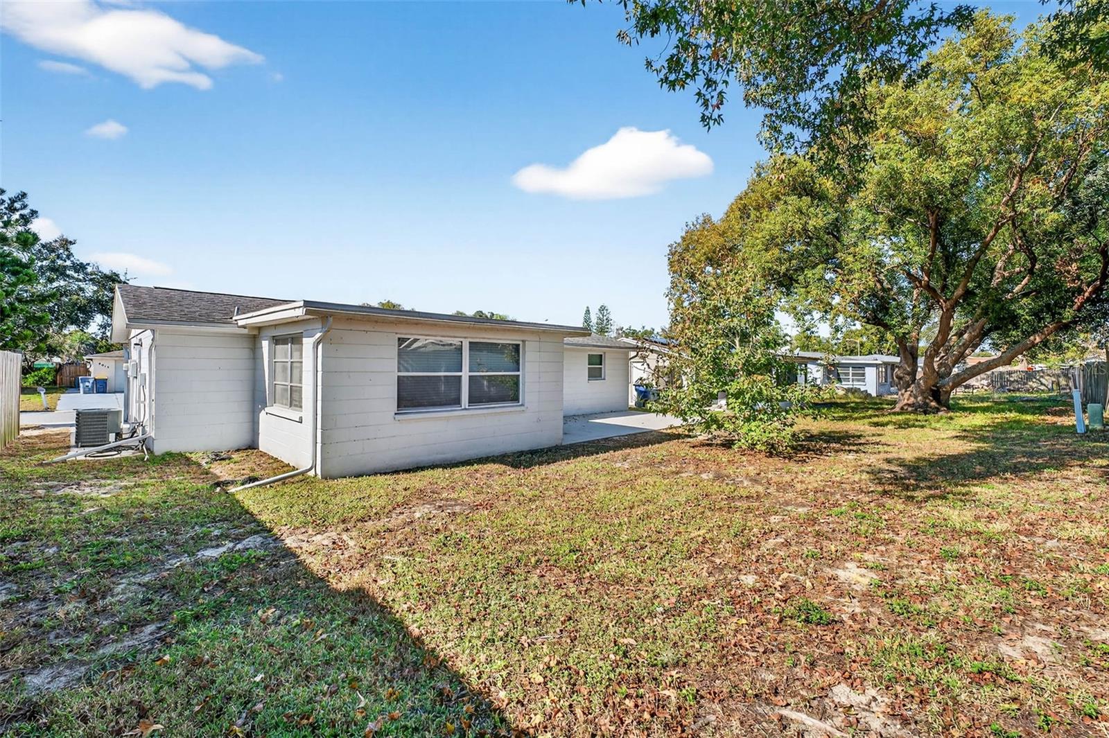 REGENCY PARK - Residential